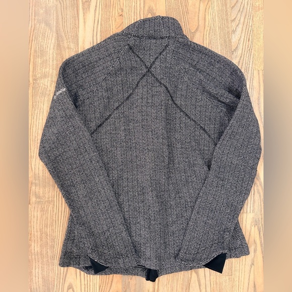 Columbia Women's Black and Gray Full-Zip Sweater Jacket - Picture 4 of 4